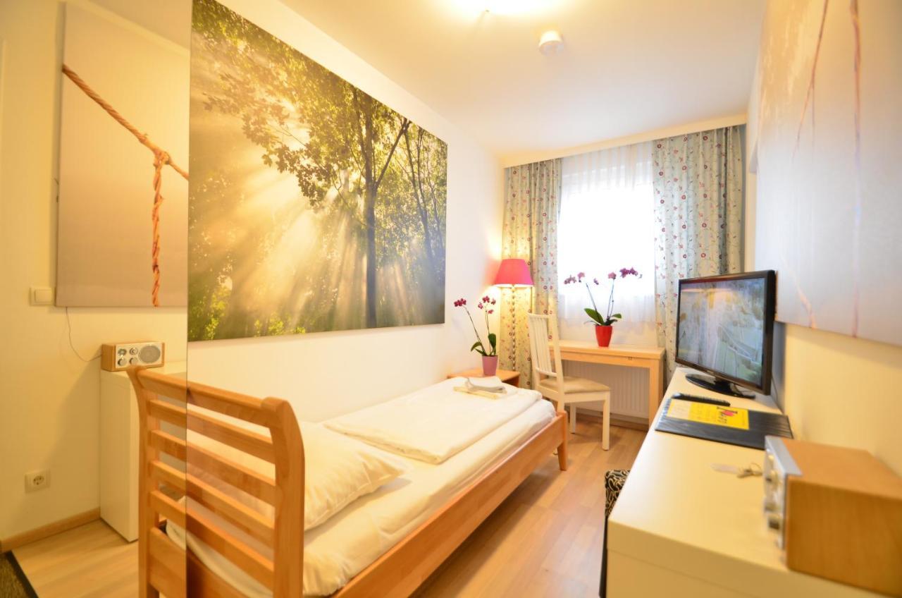 All-In Longterm Cozy Studio - Free Parkingcard For 21 District Wien Exterior foto