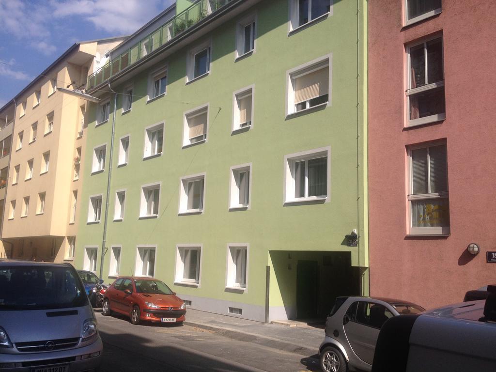 All-In Longterm Cozy Studio - Free Parkingcard For 21 District Wien Exterior foto